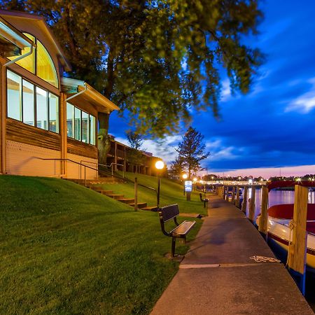 Best Western River Terrace Cheboygan Luaran gambar