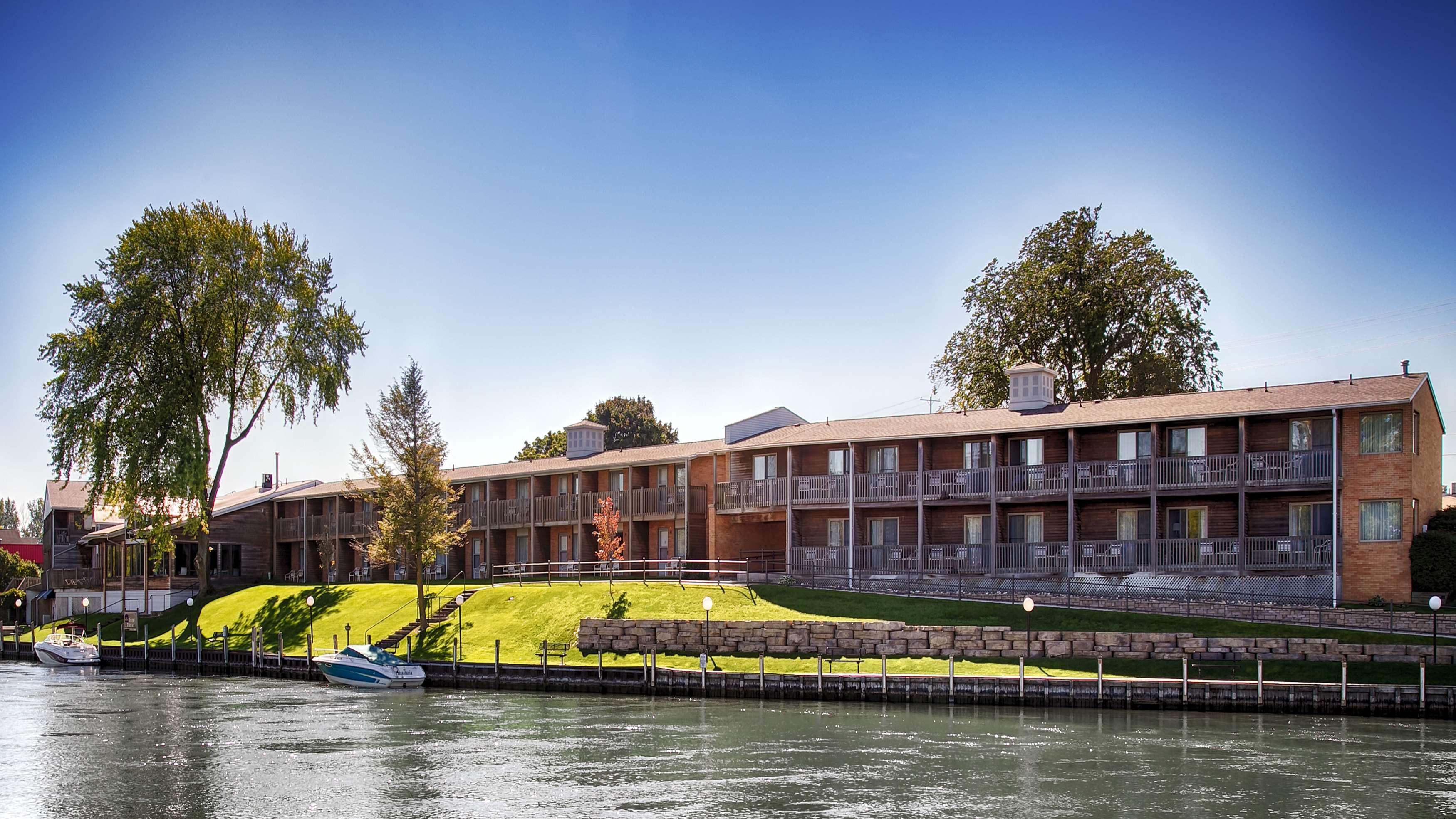 Best Western River Terrace Cheboygan Luaran gambar