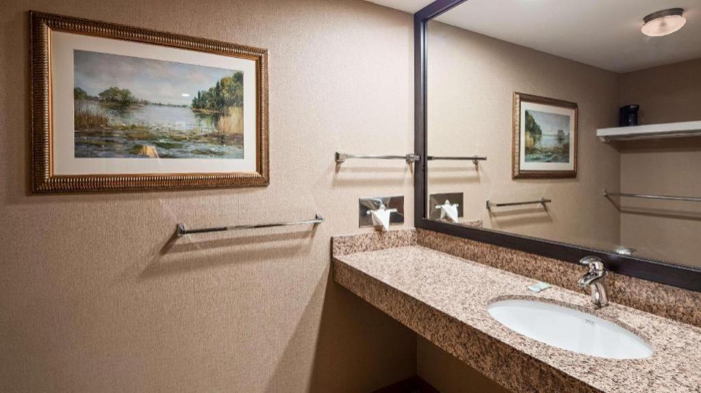 Best Western River Terrace Cheboygan Luaran gambar