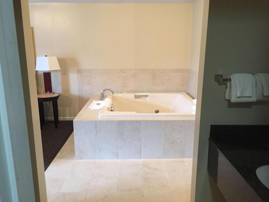 Best Western River Terrace Cheboygan Luaran gambar