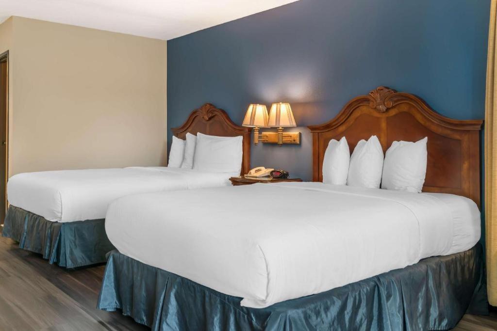 Best Western River Terrace Cheboygan Luaran gambar
