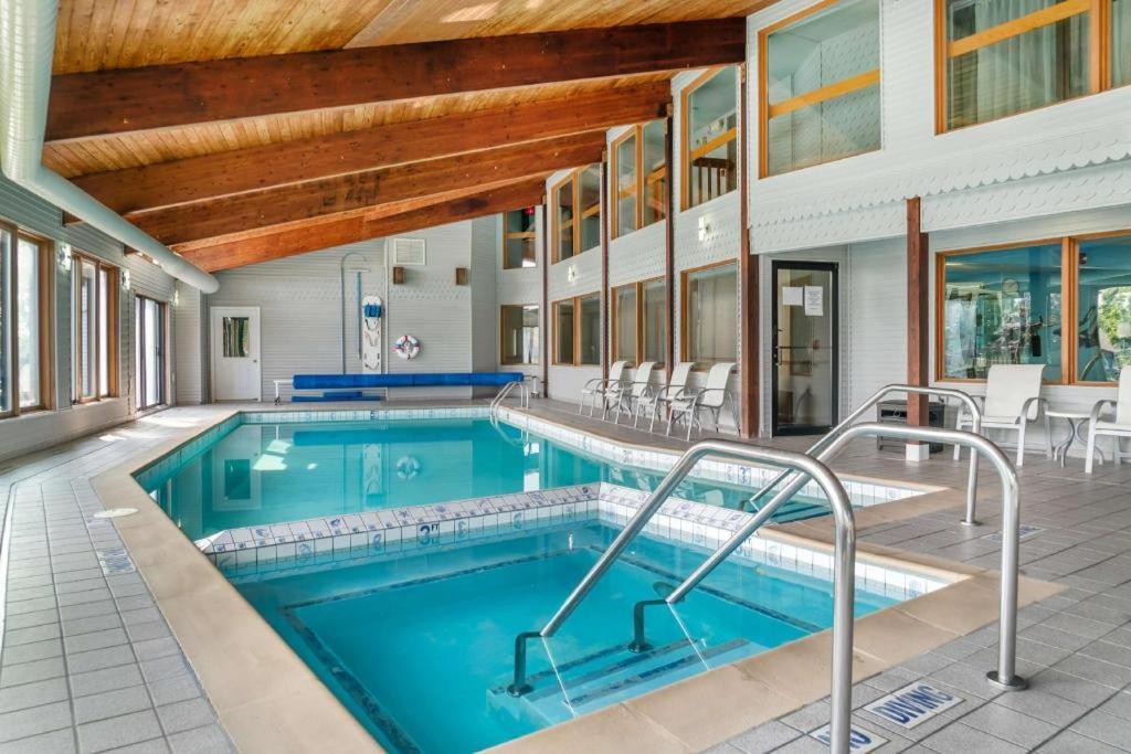 Best Western River Terrace Cheboygan Luaran gambar