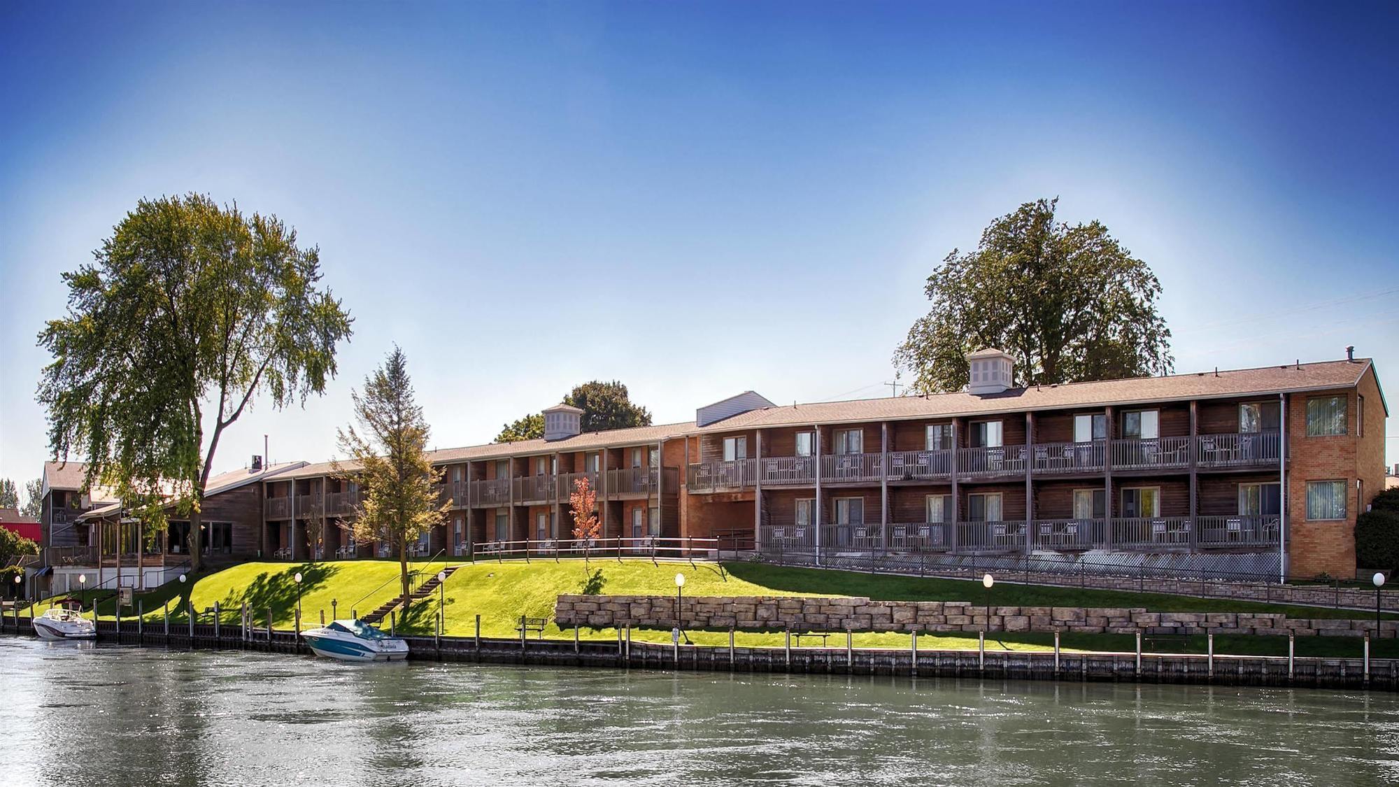 Best Western River Terrace Cheboygan Luaran gambar